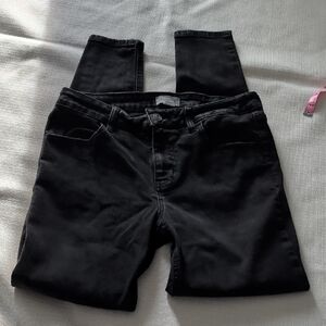 Black Women's Stretch Skinny Jeans